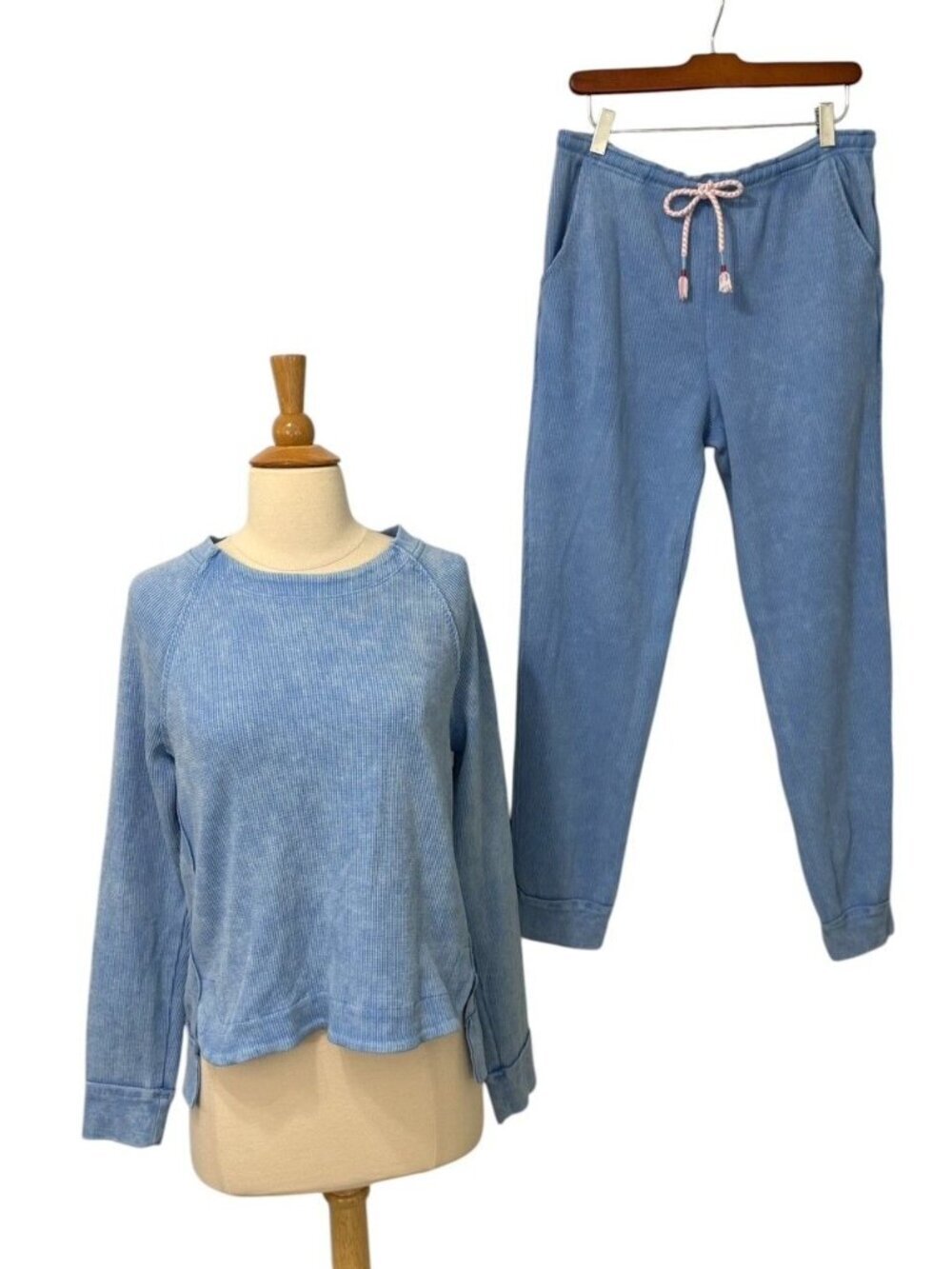 Sunnyside By Sundry Women's Waffle Knit Pullover & Jogger Pant Set Blue Size M - Picture 13 of 13